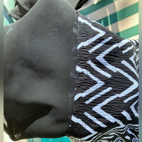 Christopher & Banks Blouse - Picture 4 of 7